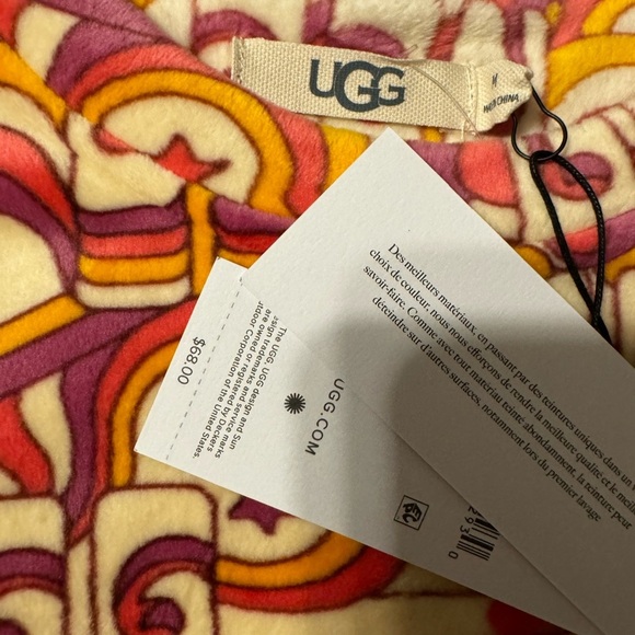 UGG Kinslee Top Velvet Fleece Oversized Short Sleeve T-shirt Retro 70s New w tag - Picture 15 of 16